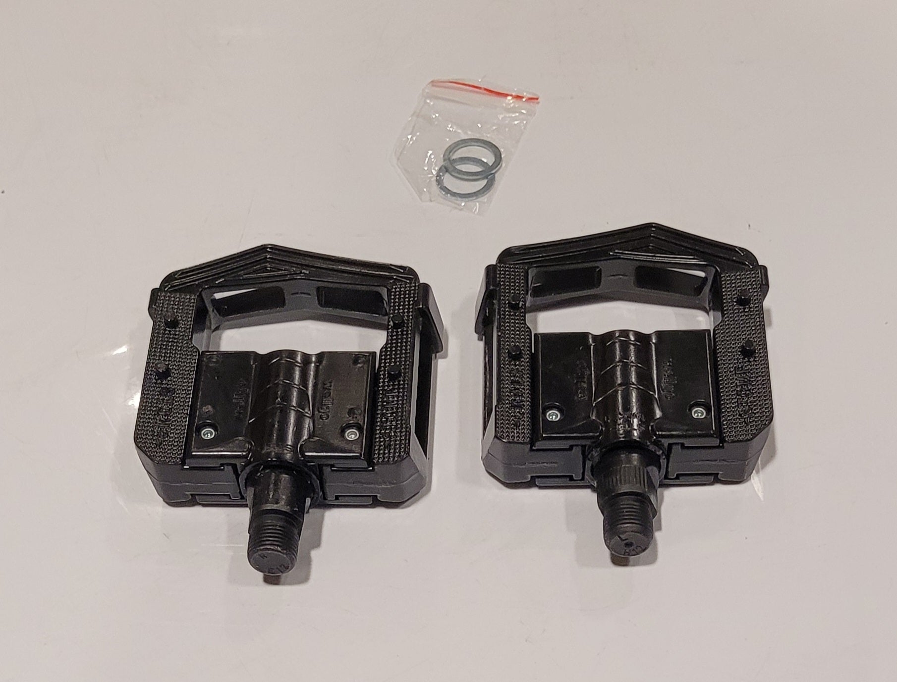 electric lightning pedal Pedal Set (Gio Lightning) – GIO Electric Bikes
